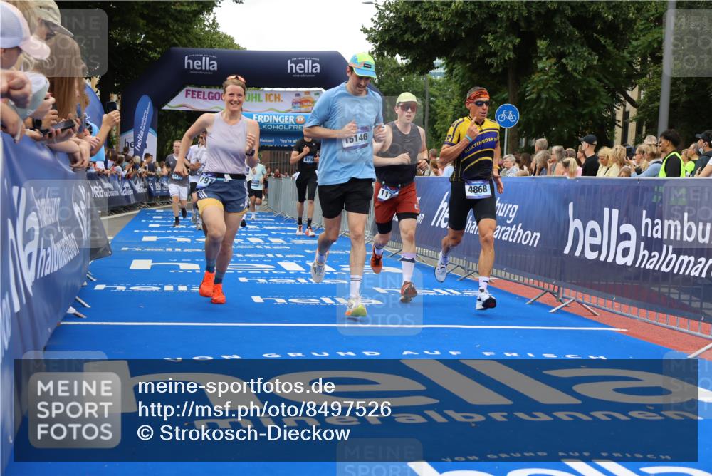 29.06.2025 - hella hamburg halbmarathon Strokosch-Dieckow http://msf.ph/oto/8497526 29.06.2025 10:54:28 Ziel 1442, 2474, 3426, 3794, 4635, 4868, 5259, 6511, 6512, 7129, 8772, 8798, 10040, 10368, 10376, 11009, 11797, 11799, 12321, 12362, 12607, 15146, 16327, 19067 meine-sportfotos.de
