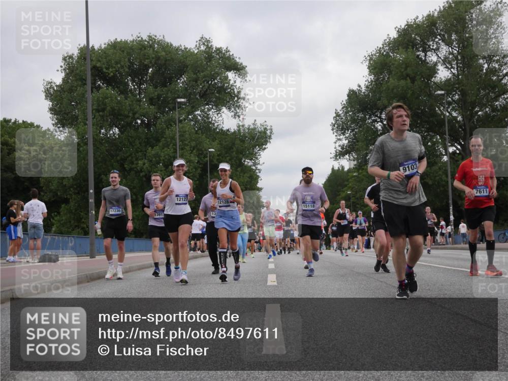 29.06.2025 - hella hamburg halbmarathon Luisa Fischer http://msf.ph/oto/8497611 29.06.2025 10:56:51 Kennedybrücke 17236, 1391, 12127, 12128, 15118, 13, 9103, 7611, 1753, 3226, 4591, 5562, 6913, 7611, 8212, 8515, 8906, 9103, 9545, 9685 meine-sportfotos.de
