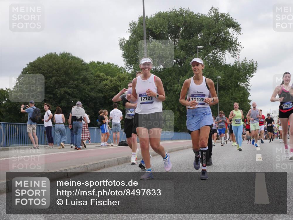 29.06.2025 - hella hamburg halbmarathon Luisa Fischer http://msf.ph/oto/8497633 29.06.2025 10:56:53 Kennedybrücke 1723, 12127, 12128, 2409, 9685, 11945, 333, 18083, 1753, 3226, 4591, 5562, 6913, 7068, 7611, 8212, 8515, 8906, 9103, 9545, 9685 meine-sportfotos.de
