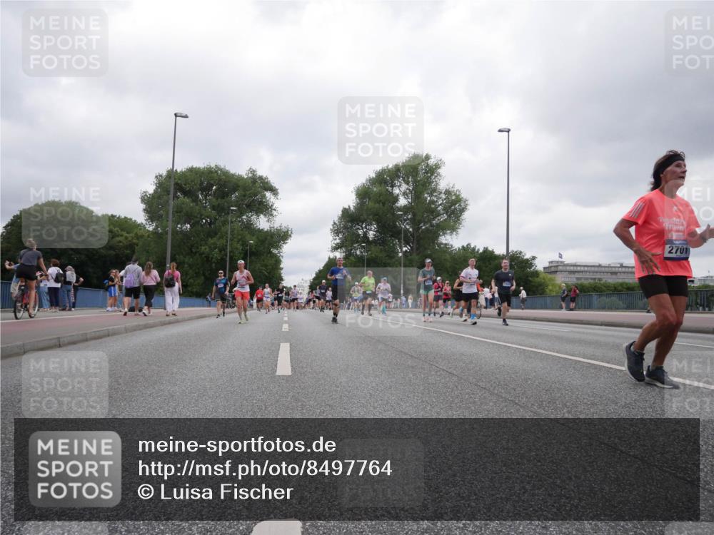 29.06.2025 - hella hamburg halbmarathon Luisa Fischer http://msf.ph/oto/8497764 29.06.2025 10:57:06 Kennedybrücke 2701, 1789, 1900, 1984, 2146, 2528, 2701, 4626, 5817, 5857, 6273, 7068, 7876, 9531, 10175 meine-sportfotos.de