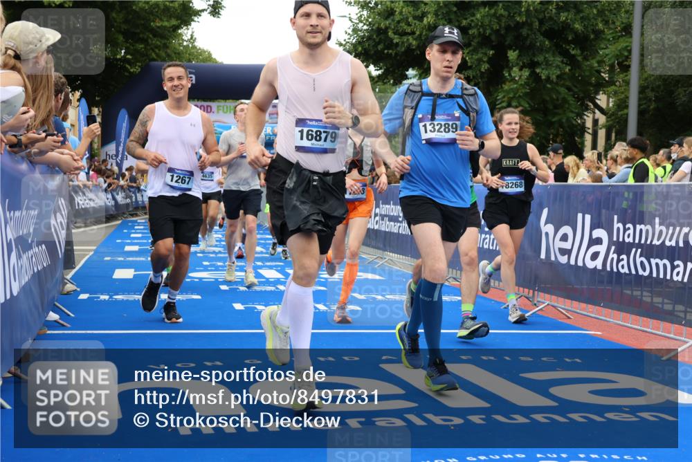 29.06.2025 - hella hamburg halbmarathon Strokosch-Dieckow http://msf.ph/oto/8497831 29.06.2025 10:54:20 Ziel 1267, 1442, 3103, 3177, 3426, 3861, 4635, 4868, 6082, 6084, 6511, 6512, 7129, 7274, 8223, 8772, 11009, 11430, 12321, 12362, 13033, 13289, 13803, 15946, 16327, 16527, 16574, 16750, 16879, 17087, 17698, 18268, 19067 meine-sportfotos.de