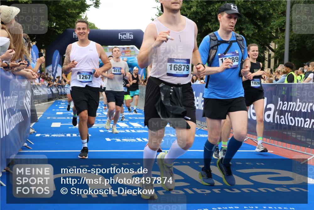 29.06.2025 - hella hamburg halbmarathon Strokosch-Dieckow http://msf.ph/oto/8497874 29.06.2025 10:54:20 Ziel 1267, 1442, 3103, 3177, 3426, 3861, 4635, 4868, 6082, 6084, 6511, 6512, 7129, 7274, 8223, 8772, 11009, 11430, 12321, 12362, 13033, 13289, 13803, 15946, 16327, 16527, 16574, 16750, 16879, 17087, 17698, 18268, 19067 meine-sportfotos.de