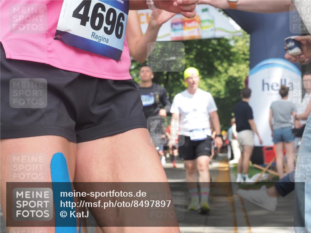 29.06.2025 - hella hamburg halbmarathon KatJ http://msf.ph/oto/8497897 29.06.2025 11:42:29 Zwischen KM18-KM19 1983, 2361, 3170, 3227, 3410, 4102, 4696, 5769, 5770, 5952, 6255, 6987, 7028, 7677, 8410, 8719 meine-sportfotos.de