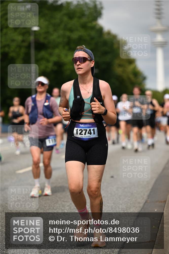 29.06.2025 - hella hamburg halbmarathon Dr. Thomas Lammeyer http://msf.ph/oto/8498036 29.06.2025 10:23:38 Kennedybrücke 1159, 1160, 1325, 1332, 1708, 1755, 2017, 2405, 2589, 2703, 2795, 2812, 2895, 2918, 2993, 2995, 3105, 3118, 3446, 4108, 4110, 4170, 4722, 5080, 5178, 5397, 5429, 5449, 6249, 6270, 6542, 6736, 6939, 7143, 7248, 7249, 7836, 8427, 8537, 8761, 8778, 9252, 9270, 9272, 9856, 10124, 10129, 10540, 10594, 10966, 11247 meine-sportfotos.de