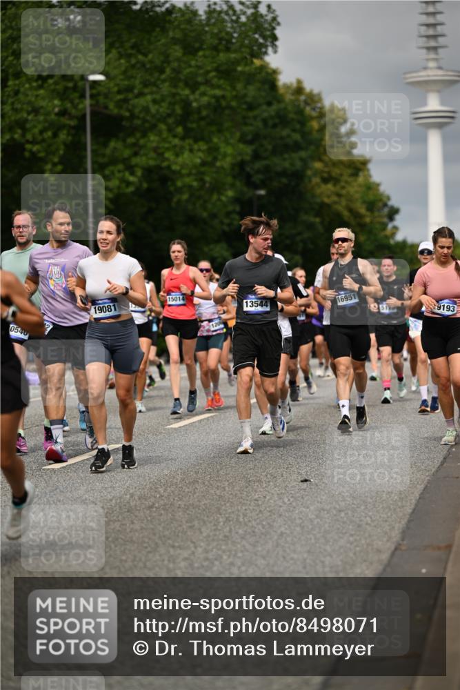29.06.2025 - hella hamburg halbmarathon Dr. Thomas Lammeyer http://msf.ph/oto/8498071 29.06.2025 10:23:41 Kennedybrücke 1159, 1160, 1325, 1332, 1708, 1755, 2017, 2405, 2703, 2795, 2812, 2918, 2993, 2995, 3105, 3118, 3446, 3631, 4108, 4110, 4170, 4722, 4979, 5080, 5178, 5397, 5429, 5449, 6249, 6542, 6736, 6939, 7143, 7248, 7249, 7836, 8427, 8537, 8761, 8778, 9252, 9270, 9272, 9856, 10124, 10129, 10540, 10594, 10966, 11247 meine-sportfotos.de