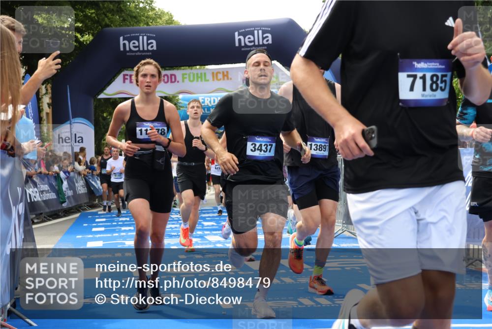 29.06.2025 - hella hamburg halbmarathon Strokosch-Dieckow http://msf.ph/oto/8498479 29.06.2025 10:43:48 Ziel 1976, 3437, 3697, 3907, 5624, 5692, 6903, 6991, 7185, 8145, 9043, 9159, 9374, 10493, 11153, 11778, 11809, 11848, 12438, 12966, 13897, 14201, 14210, 14861, 15512, 16062, 16105, 16549, 17376, 17403, 18650, 18678, 19090 meine-sportfotos.de