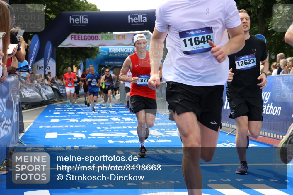 29.06.2025 - hella hamburg halbmarathon Strokosch-Dieckow http://msf.ph/oto/8498668 29.06.2025 10:43:33 Ziel 3116, 3928, 4080, 4318, 5124, 5436, 7635, 9114, 9931, 10246, 11648, 12623, 13421, 13996, 14484, 14690, 15328, 15932, 16338, 17912, 18449, 18513, 18775, 18810, 19229 meine-sportfotos.de