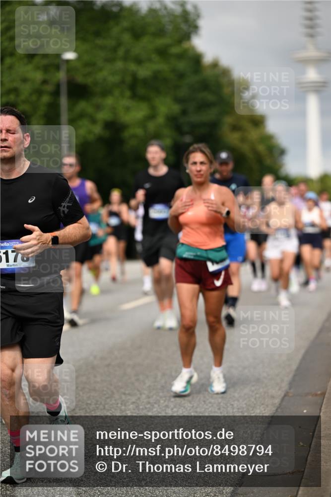 29.06.2025 - hella hamburg halbmarathon Dr. Thomas Lammeyer http://msf.ph/oto/8498794 29.06.2025 10:23:48 Kennedybrücke 1159, 1160, 1708, 2405, 2703, 2795, 2812, 2918, 2993, 2995, 3446, 3631, 4108, 4170, 4562, 4570, 4979, 5035, 5178, 5251, 5397, 5429, 5449, 5878, 6249, 6796, 6797, 6872, 6939, 7143, 7248, 7249, 7647, 7836, 8427, 8537, 8778, 10349, 10540, 10594, 10966, 11247 meine-sportfotos.de