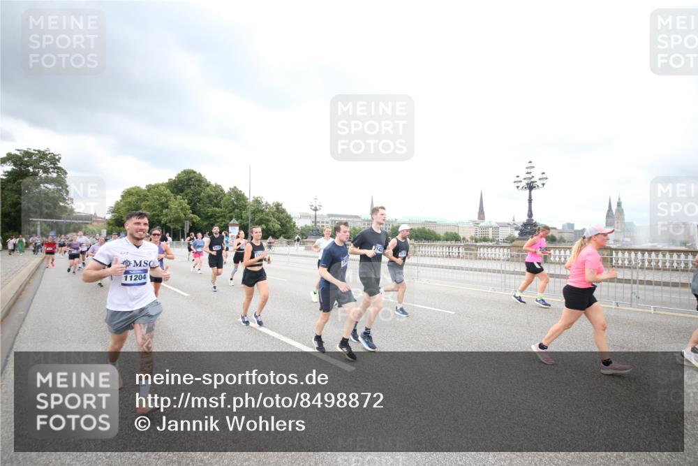 29.06.2025 - hella hamburg halbmarathon Jannik Wohlers http://msf.ph/oto/8498872 29.06.2025 10:56:14 Lombardsbrücke 1047, 2143, 2307, 2887, 2991, 3438, 3516, 3517, 3520, 3614, 3675, 3676, 3953, 3987, 4094, 4118, 4773, 5237, 5438, 5911, 5944, 6348, 6349, 7307, 7711, 8108, 8150, 8606, 8939, 8943, 9172, 9210, 9517, 9902, 9905, 9910, 10555, 10569, 10571, 10932, 10936, 11047, 11089, 11204, 12221, 12328, 12354, 12543, 12993, 13096, 13108, 13834, 14613, 14711, 14746, 15215, 15747, 16034, 16934, 17494, 17797, 18047, 18197 meine-sportfotos.de