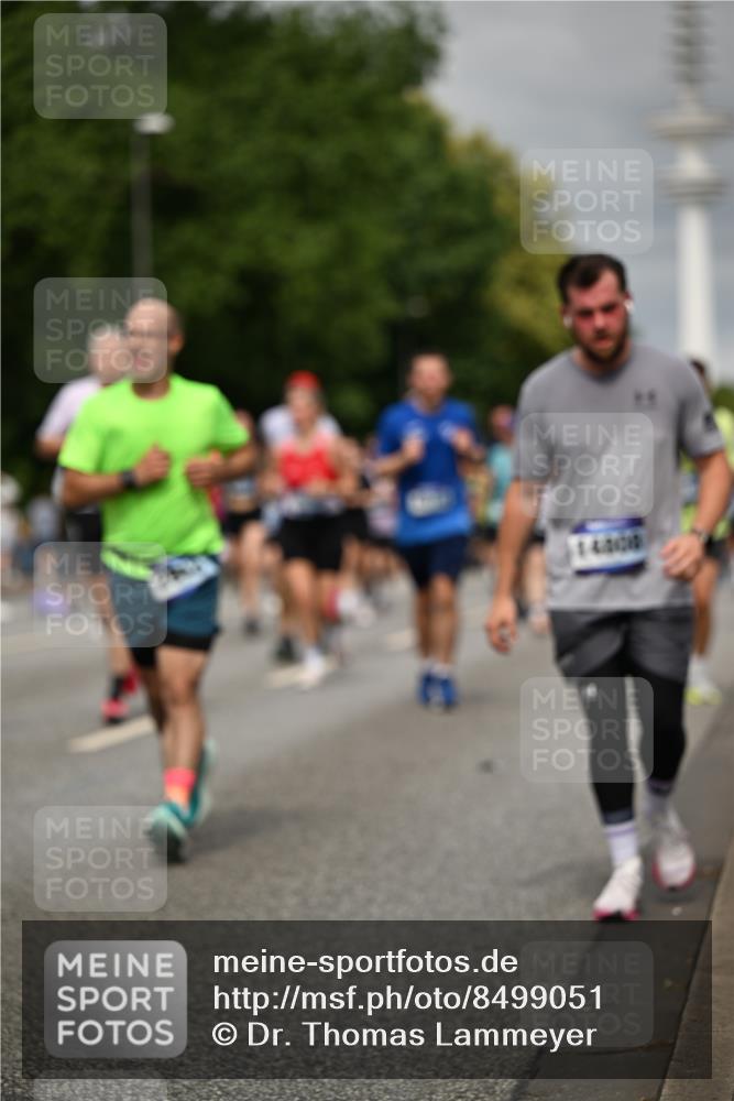 29.06.2025 - hella hamburg halbmarathon Dr. Thomas Lammeyer http://msf.ph/oto/8499051 29.06.2025 10:23:56 Kennedybrücke 1145, 2405, 2795, 2918, 2993, 2995, 3446, 3631, 4170, 4562, 4570, 4979, 5035, 5123, 5178, 5251, 5397, 5429, 5556, 5834, 5849, 5878, 6444, 6796, 6797, 6872, 6874, 6939, 7137, 7248, 7249, 7647, 7836, 7917, 8427, 8537, 8778, 10349, 10540, 10594, 10966, 11036, 11247 meine-sportfotos.de