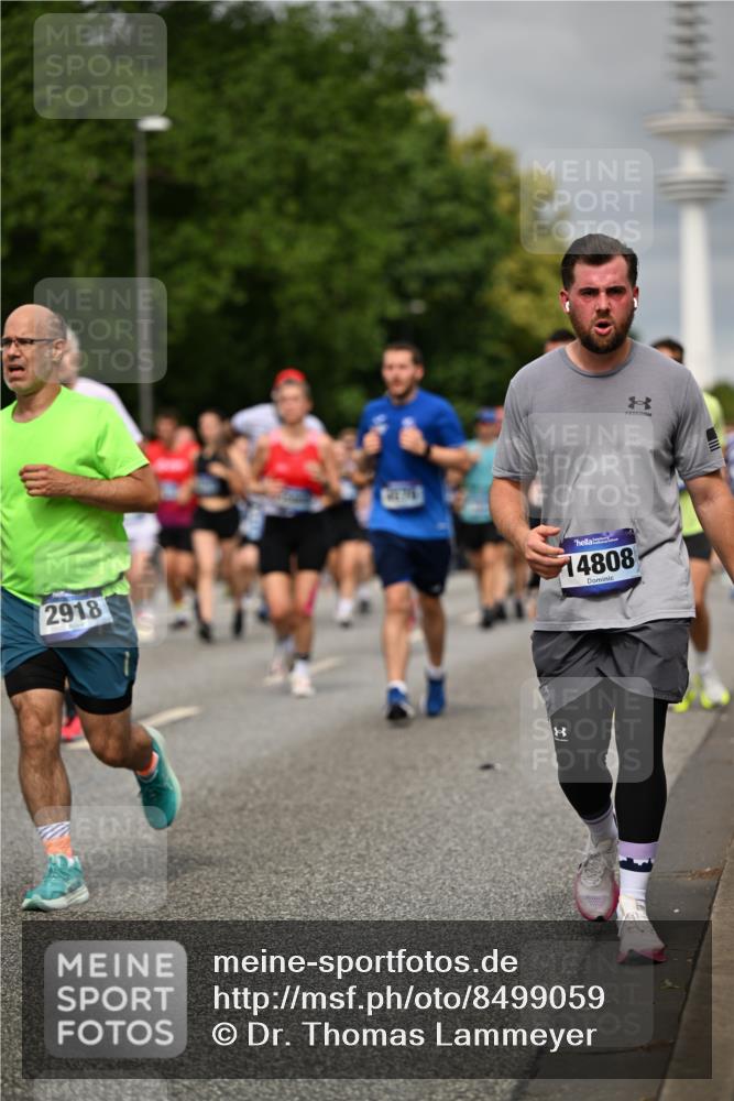29.06.2025 - hella hamburg halbmarathon Dr. Thomas Lammeyer http://msf.ph/oto/8499059 29.06.2025 10:23:57 Kennedybrücke 1145, 2405, 2795, 2918, 2993, 2995, 3446, 3631, 4170, 4562, 4570, 4979, 5035, 5123, 5178, 5251, 5397, 5429, 5556, 5834, 5849, 5878, 6444, 6796, 6797, 6872, 6874, 6939, 7137, 7248, 7249, 7647, 7836, 7917, 8427, 8537, 8778, 10349, 10594, 10966, 11028, 11036, 11247 meine-sportfotos.de