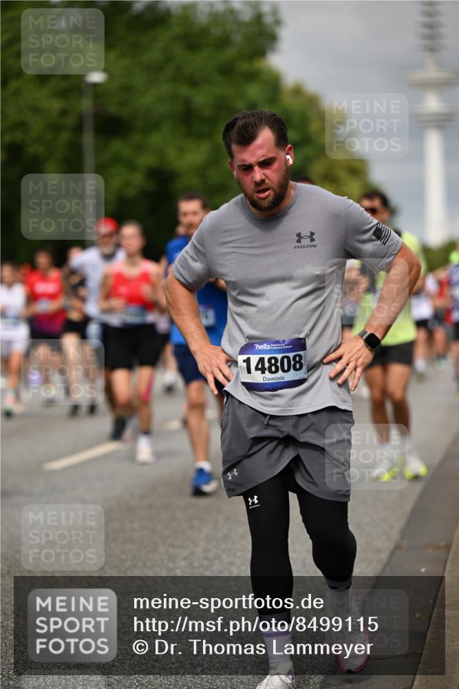 29.06.2025 - hella hamburg halbmarathon Dr. Thomas Lammeyer http://msf.ph/oto/8499115 29.06.2025 10:23:58 Kennedybrücke 1145, 2405, 2795, 2918, 2993, 2995, 3446, 3631, 3678, 4170, 4539, 4562, 4570, 4614, 4979, 5035, 5123, 5178, 5251, 5397, 5429, 5556, 5834, 5849, 5878, 6444, 6796, 6797, 6872, 6874, 6939, 7137, 7248, 7249, 7647, 7836, 7917, 8427, 8537, 8778, 10349, 10594, 10622, 10966, 11028, 11036, 11247 meine-sportfotos.de