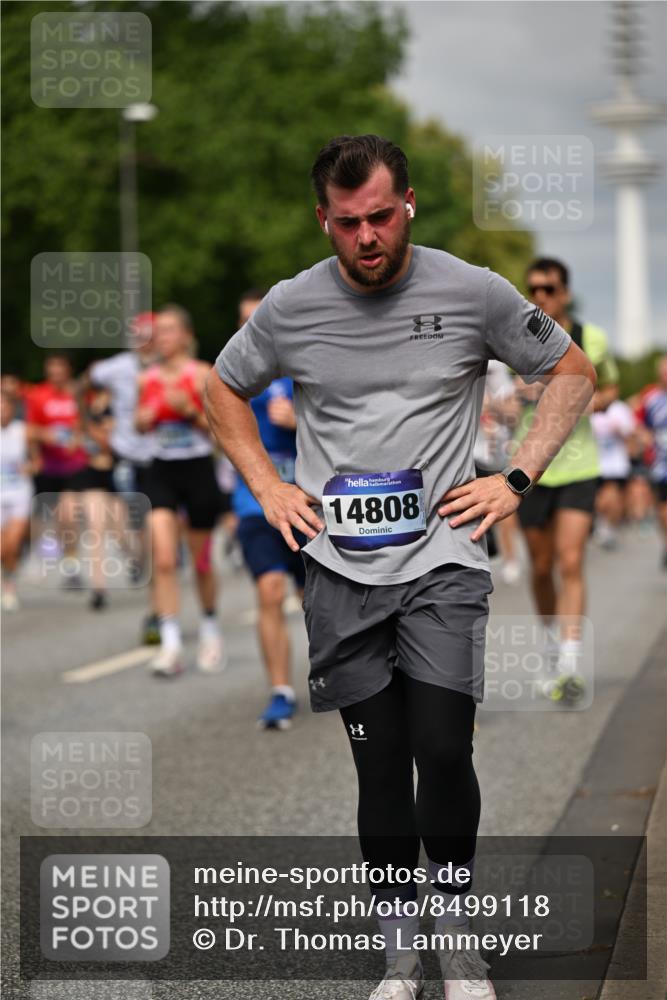 29.06.2025 - hella hamburg halbmarathon Dr. Thomas Lammeyer http://msf.ph/oto/8499118 29.06.2025 10:23:58 Kennedybrücke 1145, 2405, 2795, 2918, 2993, 2995, 3446, 3631, 3678, 4170, 4539, 4562, 4570, 4614, 4979, 5035, 5123, 5178, 5251, 5397, 5429, 5556, 5834, 5849, 5878, 6444, 6796, 6797, 6872, 6874, 6939, 7137, 7248, 7249, 7647, 7836, 7917, 8427, 8537, 8778, 10349, 10594, 10622, 10966, 11028, 11036, 11247 meine-sportfotos.de