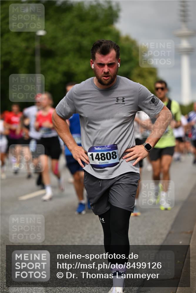 29.06.2025 - hella hamburg halbmarathon Dr. Thomas Lammeyer http://msf.ph/oto/8499126 29.06.2025 10:23:59 Kennedybrücke 1145, 2405, 2795, 2918, 2993, 2995, 3446, 3631, 3678, 4170, 4539, 4562, 4570, 4614, 4979, 5035, 5123, 5178, 5251, 5397, 5429, 5556, 5834, 5849, 5878, 6444, 6796, 6797, 6872, 6874, 6939, 7137, 7248, 7249, 7647, 7836, 7917, 8427, 8537, 8778, 10349, 10594, 10622, 10966, 11028, 11036, 11247 meine-sportfotos.de