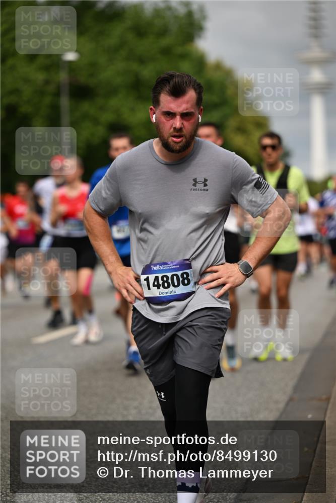 29.06.2025 - hella hamburg halbmarathon Dr. Thomas Lammeyer http://msf.ph/oto/8499130 29.06.2025 10:23:59 Kennedybrücke 1145, 2405, 2795, 2918, 2993, 2995, 3446, 3631, 3678, 4170, 4539, 4562, 4570, 4614, 4979, 5035, 5123, 5178, 5251, 5397, 5429, 5556, 5834, 5849, 5878, 6444, 6796, 6797, 6872, 6874, 6939, 7137, 7248, 7249, 7647, 7836, 7917, 8427, 8537, 8778, 10349, 10594, 10622, 10966, 11028, 11036, 11247 meine-sportfotos.de