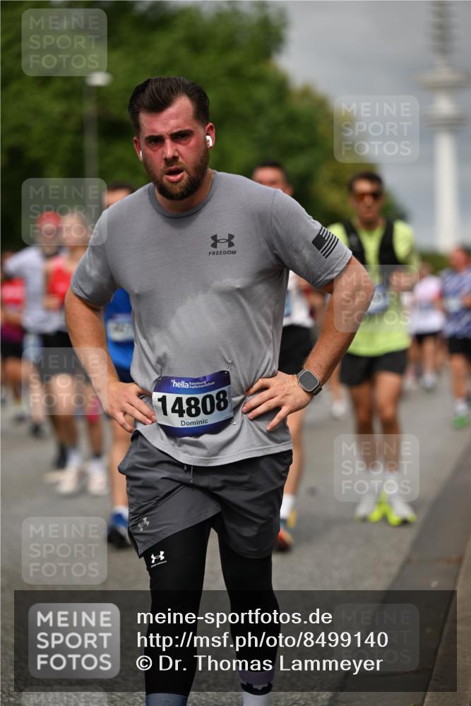 29.06.2025 - hella hamburg halbmarathon Dr. Thomas Lammeyer http://msf.ph/oto/8499140 29.06.2025 10:23:59 Kennedybrücke 1145, 2405, 2795, 2918, 2993, 2995, 3446, 3631, 3678, 4170, 4539, 4562, 4570, 4614, 4979, 5035, 5123, 5178, 5251, 5397, 5429, 5556, 5834, 5849, 5878, 6444, 6796, 6797, 6872, 6874, 6939, 7137, 7248, 7249, 7647, 7836, 7917, 8427, 8537, 8778, 10349, 10594, 10622, 10966, 11028, 11036, 11247 meine-sportfotos.de