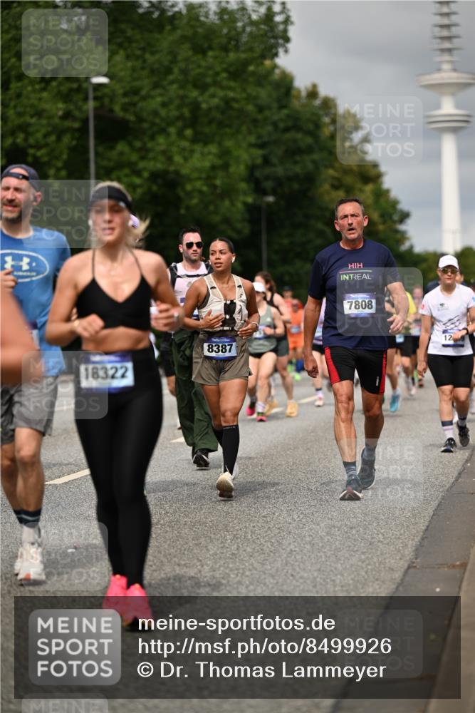 29.06.2025 - hella hamburg halbmarathon Dr. Thomas Lammeyer http://msf.ph/oto/8499926 29.06.2025 10:24:23 Kennedybrücke 1046, 1069, 1110, 1115, 1154, 1474, 1534, 2357, 3278, 3678, 3733, 4422, 4539, 4585, 4614, 4737, 4739, 5123, 5659, 5831, 5849, 5937, 6444, 7101, 7519, 7739, 7744, 7808, 7917, 8387, 8462, 8588, 9136, 9196, 9735, 10414, 10550, 10595, 10622, 11028, 11434 meine-sportfotos.de