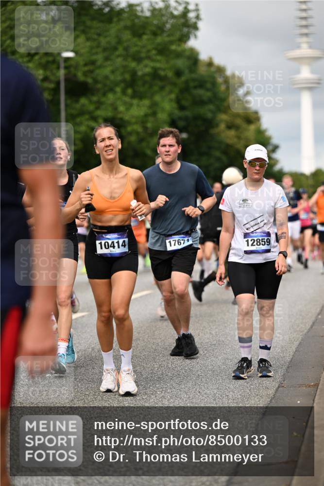 29.06.2025 - hella hamburg halbmarathon Dr. Thomas Lammeyer http://msf.ph/oto/8500133 29.06.2025 10:24:29 Kennedybrücke 1046, 1069, 1110, 1115, 1154, 1471, 1474, 1534, 2064, 2357, 3278, 3733, 4422, 4585, 4737, 4739, 5659, 5831, 5937, 7101, 7131, 7519, 7739, 7744, 7808, 8025, 8387, 8462, 8588, 8738, 9136, 9196, 9735, 9873, 10041, 10414, 10550, 10595, 10647, 10754, 11434 meine-sportfotos.de
