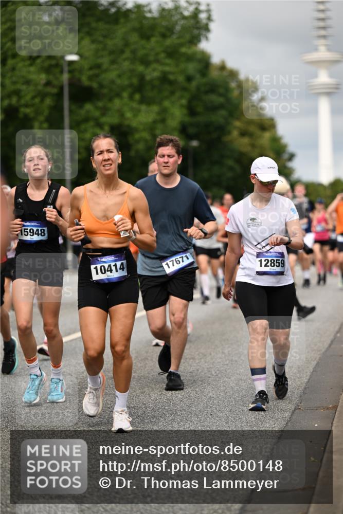 29.06.2025 - hella hamburg halbmarathon Dr. Thomas Lammeyer http://msf.ph/oto/8500148 29.06.2025 10:24:29 Kennedybrücke 1046, 1069, 1110, 1115, 1154, 1471, 1474, 1534, 2064, 2357, 3278, 3733, 4422, 4585, 4737, 4739, 5659, 5831, 5937, 7101, 7131, 7519, 7739, 7744, 7808, 8025, 8387, 8462, 8588, 8738, 9136, 9196, 9735, 9873, 10041, 10414, 10550, 10595, 10647, 10754, 11434 meine-sportfotos.de