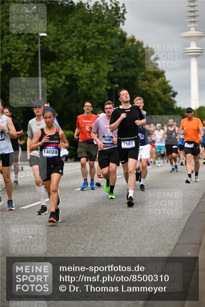 29.06.2025 - hella hamburg halbmarathon Dr. Thomas Lammeyer http://msf.ph/oto/8500310 29.06.2025 10:24:33 Kennedybrücke 1046, 1069, 1110, 1115, 1154, 1471, 1474, 1534, 2064, 2357, 3733, 3842, 4422, 4585, 4737, 4739, 5659, 5831, 5937, 7101, 7131, 7519, 7739, 7808, 8025, 8387, 8462, 8588, 8738, 9136, 9196, 9735, 9873, 10041, 10414, 10550, 10595, 10613, 10647, 10754, 11100, 11434 meine-sportfotos.de