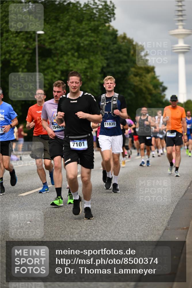 29.06.2025 - hella hamburg halbmarathon Dr. Thomas Lammeyer http://msf.ph/oto/8500374 29.06.2025 10:24:35 Kennedybrücke 1046, 1069, 1110, 1115, 1154, 1471, 1474, 1534, 2053, 2064, 2834, 3733, 3842, 4422, 4585, 4737, 4739, 5659, 5831, 5937, 7101, 7131, 7519, 7739, 7808, 8025, 8387, 8462, 8588, 8738, 9136, 9196, 9735, 9873, 10039, 10041, 10414, 10550, 10595, 10613, 10647, 10754, 11100, 11434 meine-sportfotos.de