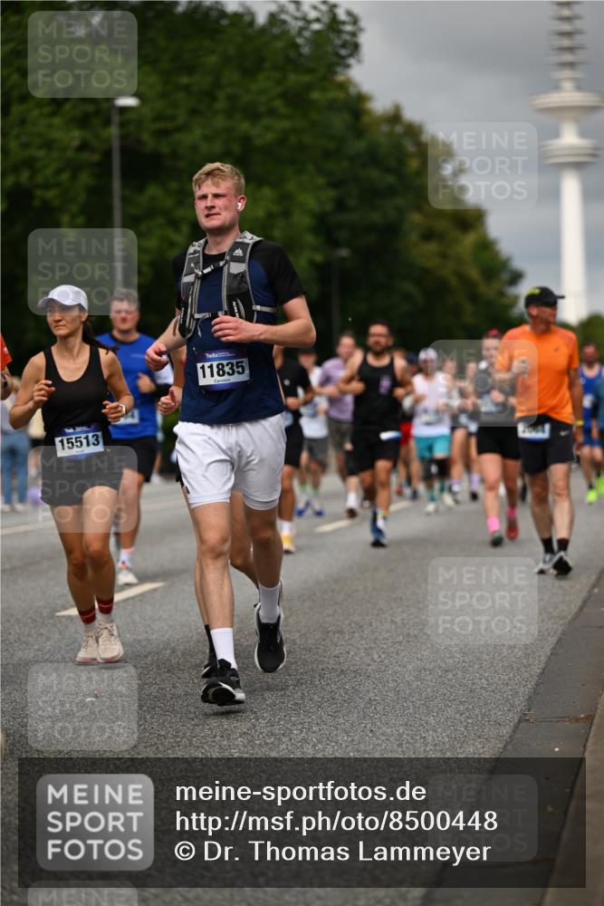 29.06.2025 - hella hamburg halbmarathon Dr. Thomas Lammeyer http://msf.ph/oto/8500448 29.06.2025 10:24:37 Kennedybrücke 1046, 1069, 1154, 1471, 1474, 1534, 2053, 2064, 2834, 3733, 3842, 4422, 4585, 4869, 5659, 5831, 5937, 6951, 7101, 7131, 7519, 7739, 7808, 8025, 8387, 8462, 8588, 8738, 9136, 9196, 9735, 9873, 10039, 10041, 10414, 10550, 10595, 10613, 10647, 10754, 11100, 11434 meine-sportfotos.de