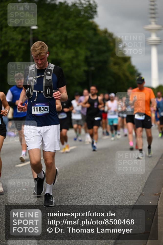 29.06.2025 - hella hamburg halbmarathon Dr. Thomas Lammeyer http://msf.ph/oto/8500468 29.06.2025 10:24:38 Kennedybrücke 1011, 1046, 1069, 1154, 1471, 1474, 1534, 2053, 2064, 2834, 3733, 3842, 4166, 4288, 4422, 4585, 4754, 4869, 5659, 5831, 5937, 6951, 7101, 7131, 7519, 7739, 7808, 8025, 8387, 8462, 8588, 8738, 9136, 9196, 9735, 9873, 10039, 10041, 10414, 10595, 10613, 10647, 10754, 11100, 11434 meine-sportfotos.de