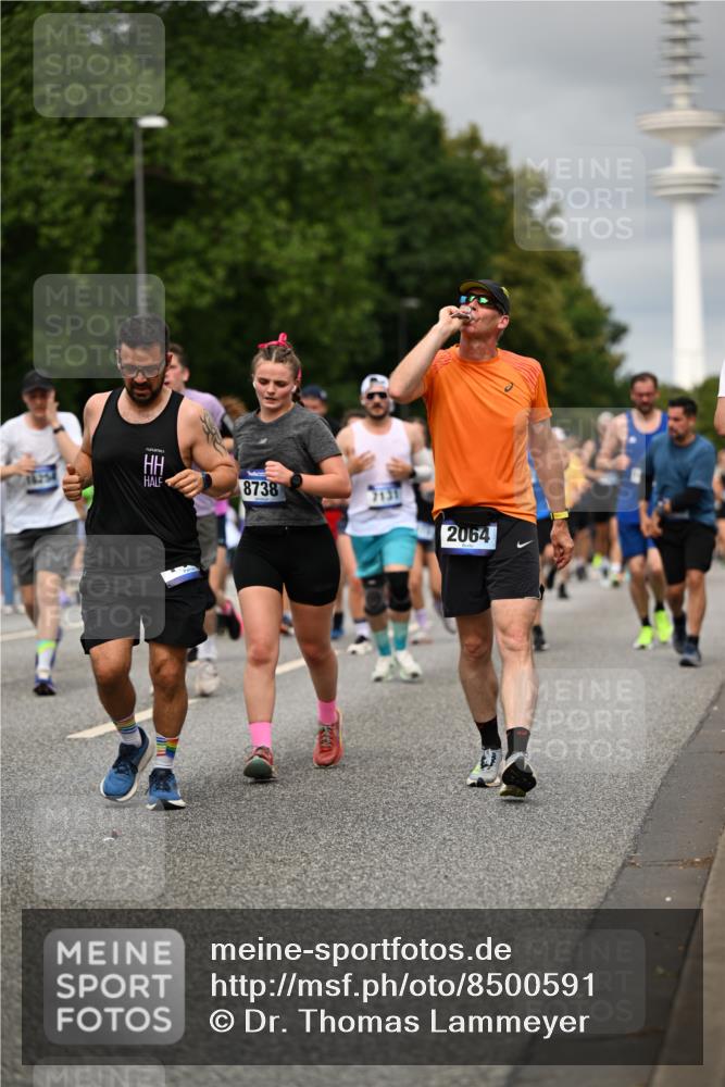 29.06.2025 - hella hamburg halbmarathon Dr. Thomas Lammeyer http://msf.ph/oto/8500591 29.06.2025 10:24:41 Kennedybrücke 1011, 1046, 1069, 1154, 1471, 1474, 1534, 2053, 2064, 2834, 3733, 3842, 4154, 4166, 4288, 4422, 4754, 4869, 5181, 5659, 5831, 5937, 6951, 7101, 7131, 7519, 7739, 7808, 8025, 8462, 8588, 8738, 8940, 9005, 9011, 9873, 10039, 10041, 10414, 10595, 10613, 10647, 10754, 11100 meine-sportfotos.de