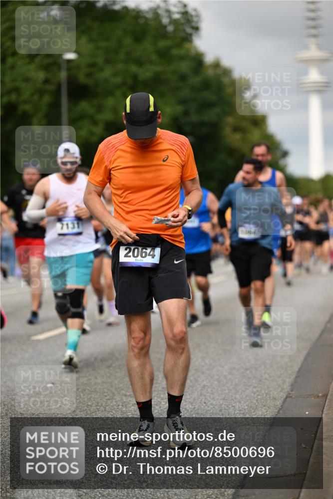 29.06.2025 - hella hamburg halbmarathon Dr. Thomas Lammeyer http://msf.ph/oto/8500696 29.06.2025 10:24:44 Kennedybrücke 1011, 1046, 1069, 1154, 1471, 1474, 1534, 2053, 2064, 2834, 3733, 3842, 4154, 4166, 4288, 4422, 4754, 4869, 5181, 5811, 5831, 5937, 6608, 6844, 6951, 7101, 7131, 8025, 8588, 8738, 8940, 9005, 9011, 9236, 9873, 10039, 10041, 10595, 10613, 10647, 10754, 11100 meine-sportfotos.de