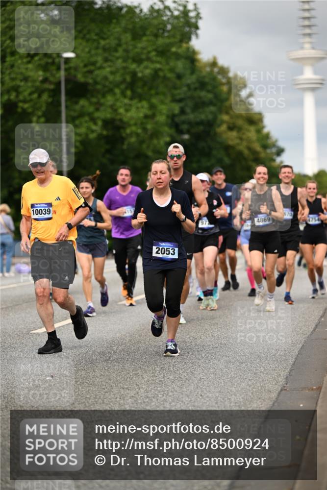 29.06.2025 - hella hamburg halbmarathon Dr. Thomas Lammeyer http://msf.ph/oto/8500924 29.06.2025 10:24:50 Kennedybrücke 1011, 1046, 1069, 1154, 1471, 1474, 2053, 2064, 2101, 2834, 3733, 3842, 4154, 4166, 4288, 4422, 4754, 4869, 5181, 5811, 5812, 5831, 6608, 6844, 6951, 7131, 8025, 8113, 8146, 8738, 8940, 9005, 9011, 9236, 9873, 9981, 10039, 10041, 10585, 10613, 10647, 10754, 11100 meine-sportfotos.de