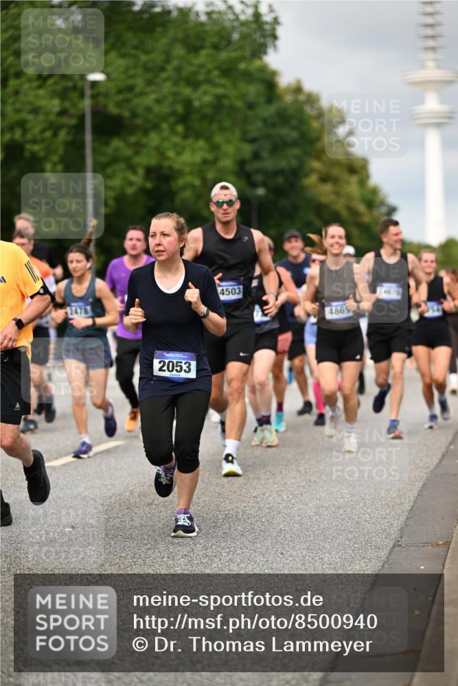 29.06.2025 - hella hamburg halbmarathon Dr. Thomas Lammeyer http://msf.ph/oto/8500940 29.06.2025 10:24:51 Kennedybrücke 1011, 1154, 1471, 1474, 2053, 2064, 2101, 2834, 2923, 3733, 3842, 4154, 4166, 4288, 4422, 4754, 4869, 5181, 5811, 5812, 6608, 6844, 6951, 7131, 8025, 8113, 8146, 8738, 8940, 9005, 9011, 9236, 9873, 9981, 10039, 10041, 10585, 10613, 10647, 10754, 11100 meine-sportfotos.de