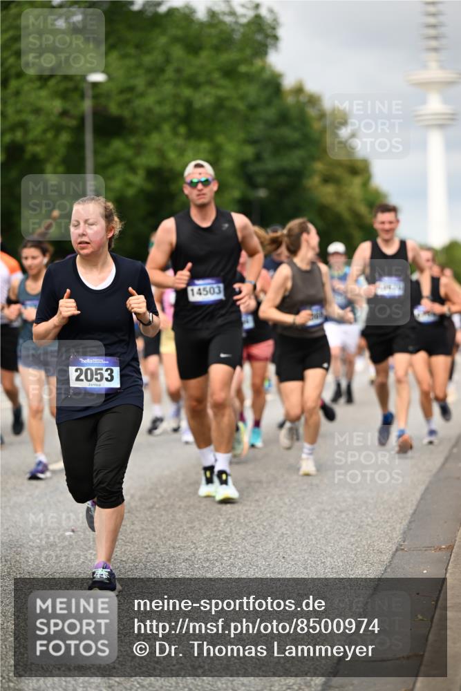 29.06.2025 - hella hamburg halbmarathon Dr. Thomas Lammeyer http://msf.ph/oto/8500974 29.06.2025 10:24:51 Kennedybrücke 1011, 1154, 1471, 1474, 2053, 2064, 2101, 2834, 2923, 3733, 3842, 4154, 4166, 4288, 4422, 4754, 4869, 5181, 5811, 5812, 6608, 6844, 6951, 7131, 8025, 8113, 8146, 8738, 8940, 9005, 9011, 9236, 9873, 9981, 10039, 10041, 10585, 10613, 10647, 10754, 11100 meine-sportfotos.de
