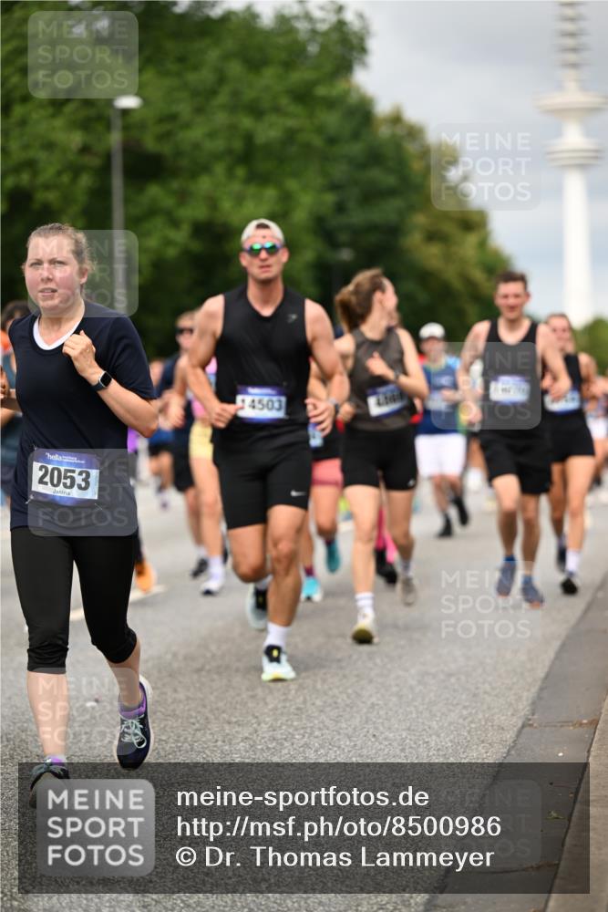 29.06.2025 - hella hamburg halbmarathon Dr. Thomas Lammeyer http://msf.ph/oto/8500986 29.06.2025 10:24:52 Kennedybrücke 1011, 1154, 1471, 2053, 2064, 2101, 2834, 2923, 3781, 3842, 4154, 4166, 4288, 4754, 4869, 5181, 5811, 5812, 6608, 6844, 6951, 7131, 8025, 8113, 8146, 8724, 8738, 8940, 9005, 9011, 9236, 9873, 9981, 10039, 10041, 10350, 10585, 10613, 10647, 10754, 11100, 11145 meine-sportfotos.de