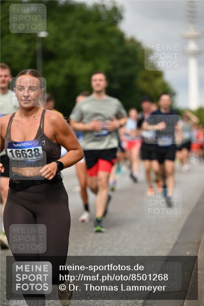 29.06.2025 - hella hamburg halbmarathon Dr. Thomas Lammeyer http://msf.ph/oto/8501268 29.06.2025 10:24:59 Kennedybrücke 1011, 2053, 2101, 2325, 2834, 2923, 2986, 3161, 3781, 3813, 3842, 4082, 4154, 4166, 4288, 4754, 4869, 5181, 5811, 5812, 6275, 6308, 6608, 6844, 6951, 8025, 8113, 8146, 8724, 8940, 9005, 9011, 9236, 9981, 10039, 10350, 10585, 10602, 10613, 10647, 11100, 11145 meine-sportfotos.de