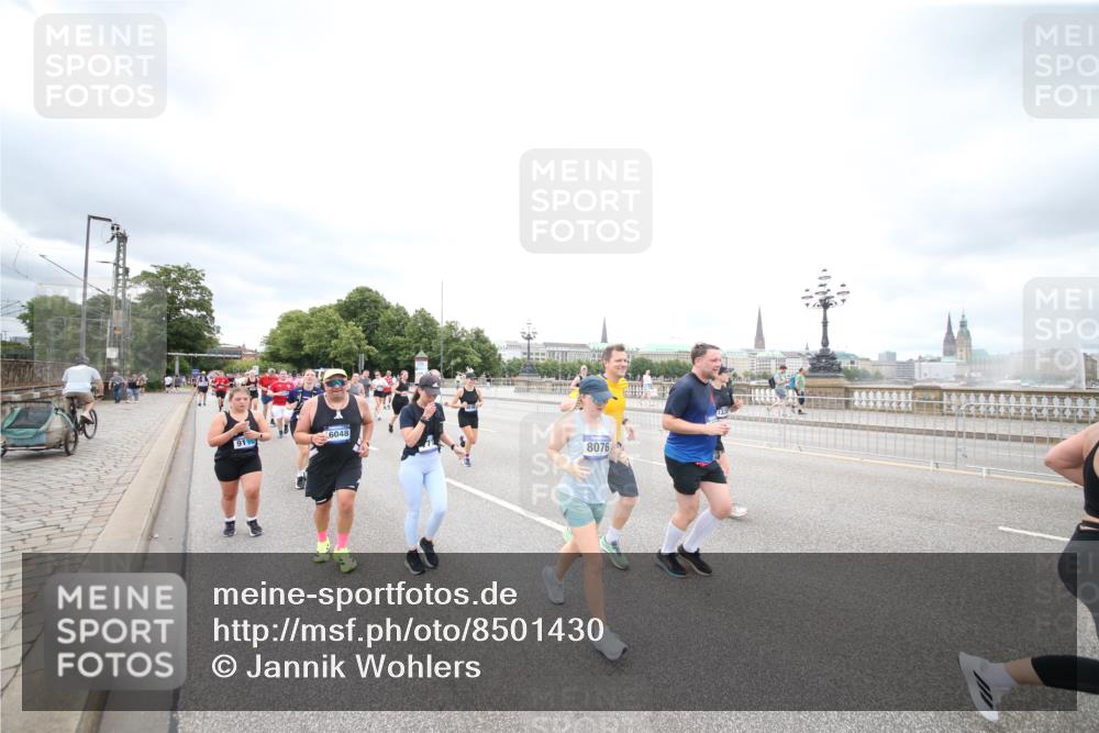 29.06.2025 - hella hamburg halbmarathon Jannik Wohlers http://msf.ph/oto/8501430 29.06.2025 10:57:57 Lombardsbrücke 1001, 1845, 2043, 2273, 2275, 3540, 3868, 4117, 5104, 5159, 5655, 5782, 5988, 6825, 7262, 7617, 7664, 7783, 8076, 8439, 8440, 8441, 8442, 8888, 9123, 9239, 9636, 10462, 10473, 10498, 10937, 11708, 12023, 12024, 12310, 12433, 12968, 13218, 13226, 13355, 13356, 13469, 13547, 14533, 14584, 14634, 14935, 15916, 15926, 16048, 16329, 16408, 16561, 16878, 17227, 17228, 18822, 19183 meine-sportfotos.de