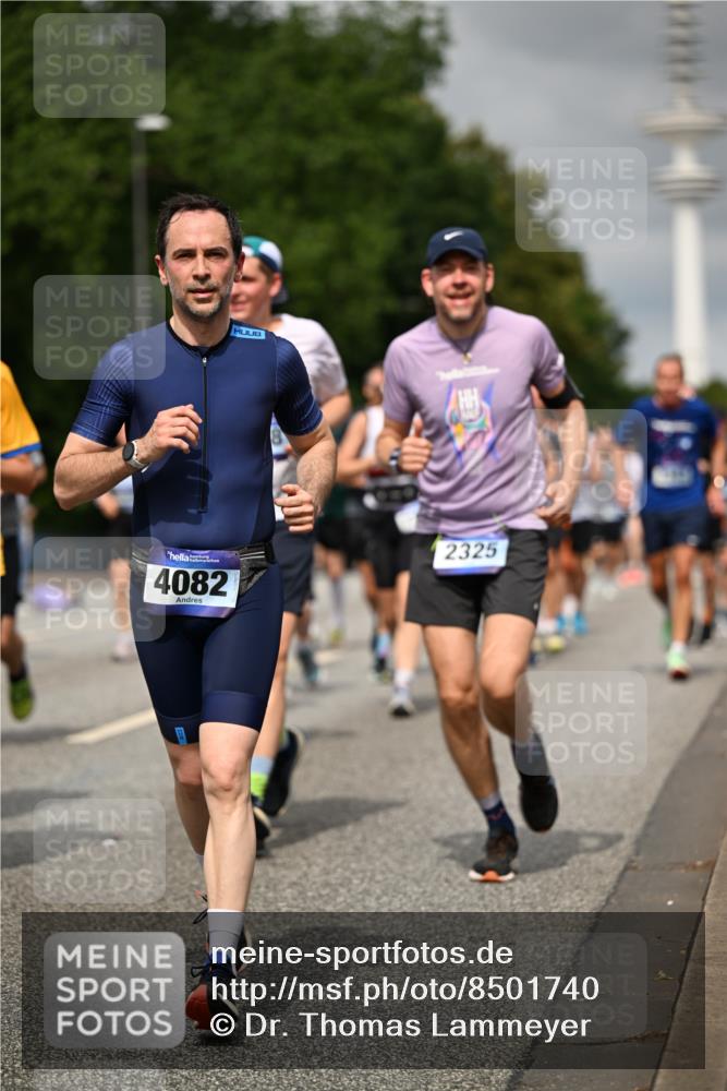 29.06.2025 - hella hamburg halbmarathon Dr. Thomas Lammeyer http://msf.ph/oto/8501740 29.06.2025 10:25:15 Kennedybrücke 1028, 1266, 1658, 2101, 2325, 2383, 2923, 2956, 2986, 3161, 3247, 3434, 3781, 3813, 4082, 4350, 5041, 5625, 5767, 5812, 6275, 6308, 7018, 7553, 7608, 8113, 8146, 8724, 8726, 8844, 9100, 9108, 9501, 9981, 10050, 10350, 10585, 10602, 11145 meine-sportfotos.de
