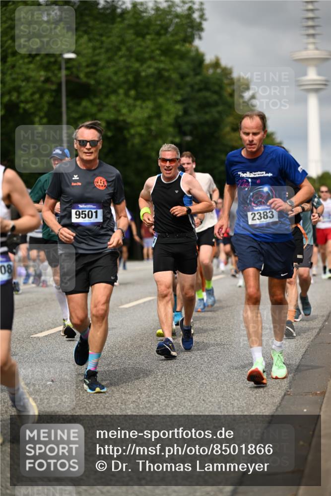 29.06.2025 - hella hamburg halbmarathon Dr. Thomas Lammeyer http://msf.ph/oto/8501866 29.06.2025 10:25:18 Kennedybrücke 1028, 1266, 1658, 2325, 2383, 2923, 2956, 2986, 3161, 3247, 3434, 3781, 3813, 4082, 4350, 5041, 5373, 5625, 5767, 6275, 6308, 7018, 7553, 7608, 8724, 8726, 8844, 9100, 9108, 9501, 10050, 10350, 10585, 10602, 11145 meine-sportfotos.de