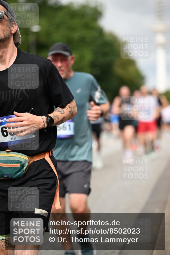 29.06.2025 - hella hamburg halbmarathon Dr. Thomas Lammeyer http://msf.ph/oto/8502023 29.06.2025 10:25:23 Kennedybrücke 1028, 1266, 1658, 2325, 2383, 2635, 2956, 2986, 3161, 3247, 3434, 3813, 4082, 4350, 5041, 5373, 5625, 5767, 6275, 6308, 7018, 7553, 7608, 7781, 8726, 8844, 9100, 9108, 9501, 9624, 10050, 10602 meine-sportfotos.de