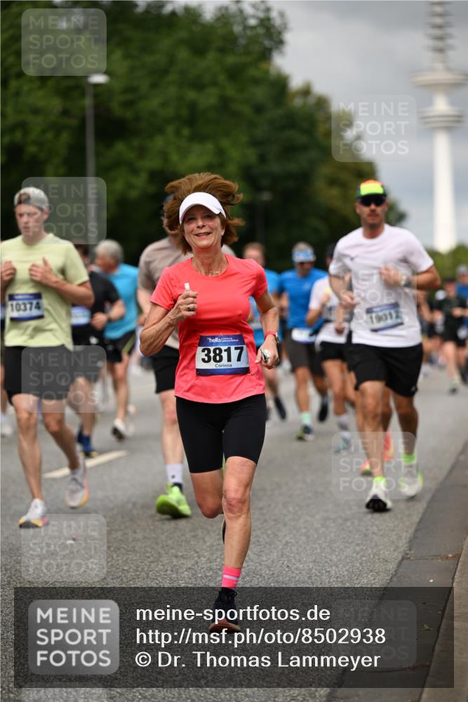 29.06.2025 - hella hamburg halbmarathon Dr. Thomas Lammeyer http://msf.ph/oto/8502938 29.06.2025 10:25:50 Kennedybrücke 1072, 1158, 1191, 1250, 1401, 1958, 2271, 2315, 2353, 2529, 2635, 2815, 2841, 3122, 3606, 3770, 3817, 3826, 4046, 4697, 4786, 5061, 5122, 5395, 5412, 5493, 5641, 5759, 5957, 6086, 6103, 7075, 7228, 7522, 7672, 7781, 8095, 8286, 8896, 8959, 9326, 9369, 9483, 9499, 9532, 9624, 9635, 10019, 10125, 10374, 10787, 10874, 11117, 11425 meine-sportfotos.de