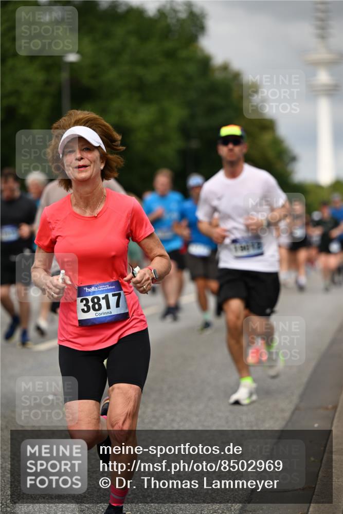 29.06.2025 - hella hamburg halbmarathon Dr. Thomas Lammeyer http://msf.ph/oto/8502969 29.06.2025 10:25:51 Kennedybrücke 1072, 1158, 1191, 1250, 1401, 1668, 1958, 2271, 2315, 2353, 2529, 2635, 2815, 2841, 3122, 3606, 3770, 3817, 3825, 3826, 4046, 4697, 4786, 5061, 5122, 5395, 5412, 5493, 5641, 5759, 5957, 6086, 6103, 7075, 7228, 7522, 7672, 7781, 8095, 8286, 8860, 8896, 8959, 9326, 9369, 9483, 9499, 9532, 9624, 9635, 10019, 10125, 10374, 10787, 10874, 10921, 11117, 11425 meine-sportfotos.de
