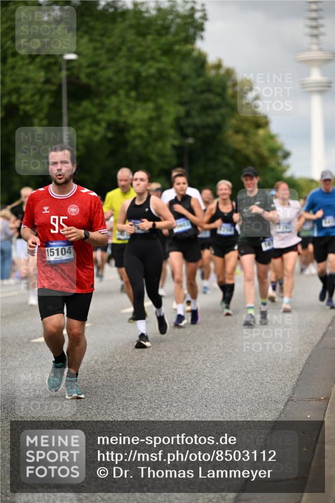 29.06.2025 - hella hamburg halbmarathon Dr. Thomas Lammeyer http://msf.ph/oto/8503112 29.06.2025 10:25:56 Kennedybrücke 1072, 1158, 1191, 1250, 1401, 1668, 1958, 2271, 2315, 2353, 2529, 2815, 2841, 3122, 3606, 3770, 3817, 3825, 3826, 4046, 4289, 4697, 5061, 5122, 5412, 5493, 5641, 5759, 5957, 6086, 6103, 7075, 7228, 7375, 7522, 7612, 7672, 8286, 8860, 8896, 8959, 9002, 9062, 9326, 9369, 9483, 9499, 9532, 9635, 10019, 10125, 10374, 10787, 10921, 11117, 11425 meine-sportfotos.de
