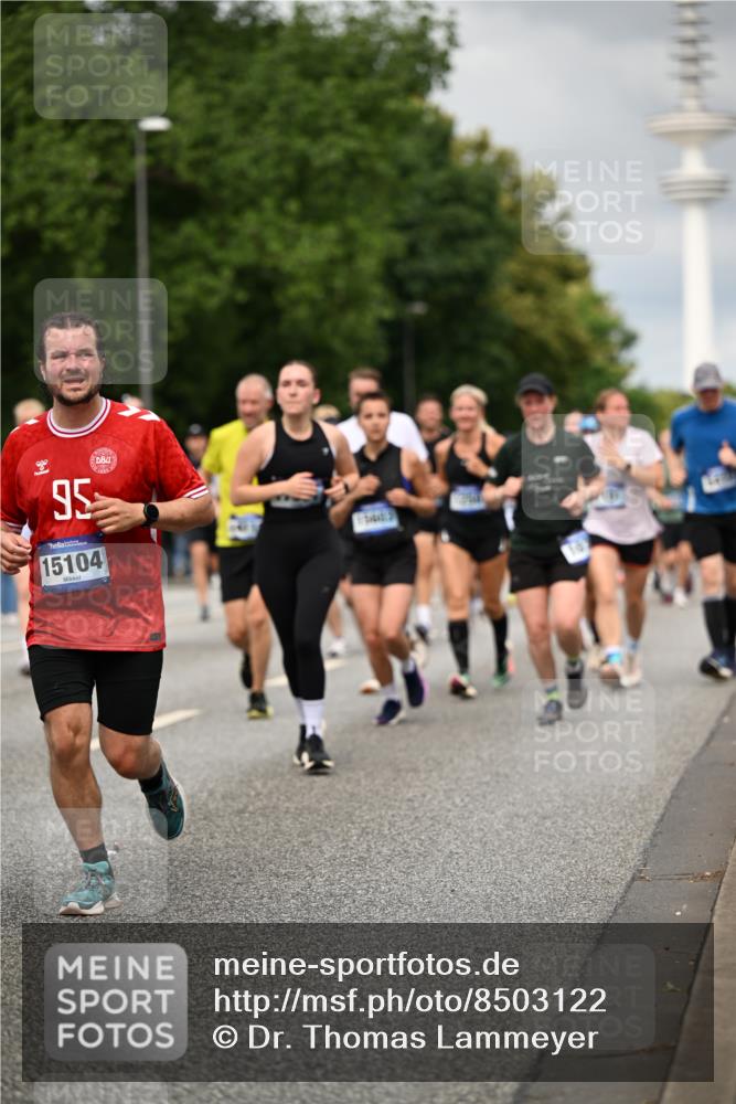 29.06.2025 - hella hamburg halbmarathon Dr. Thomas Lammeyer http://msf.ph/oto/8503122 29.06.2025 10:25:56 Kennedybrücke 1072, 1158, 1191, 1250, 1401, 1668, 1958, 2271, 2315, 2353, 2529, 2815, 2841, 3122, 3606, 3770, 3817, 3825, 3826, 4046, 4289, 4697, 5061, 5122, 5412, 5493, 5641, 5759, 5957, 6086, 6103, 7075, 7228, 7375, 7522, 7612, 7672, 8286, 8860, 8896, 8959, 9002, 9062, 9326, 9369, 9483, 9499, 9532, 9635, 10019, 10125, 10374, 10787, 10921, 11117, 11425 meine-sportfotos.de