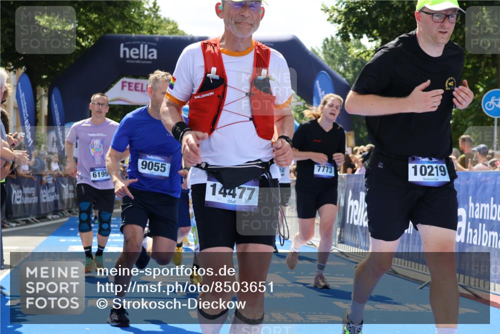 29.06.2025 - hella hamburg halbmarathon Strokosch-Dieckow http://msf.ph/oto/8503651 29.06.2025 11:36:27 Ziel 1224, 1298, 1389, 1819, 2853, 3558, 5294, 6199, 6805, 7695, 7773, 9054, 9055, 9094, 9628, 10027, 10219, 10770, 12562, 13462, 14334, 14477, 15827, 19018 meine-sportfotos.de