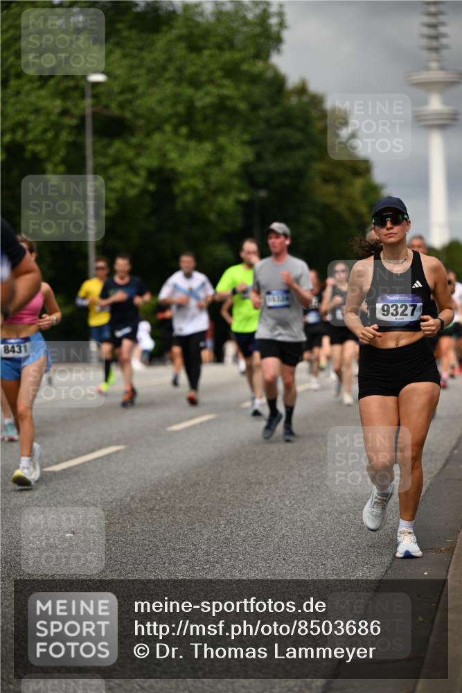 29.06.2025 - hella hamburg halbmarathon Dr. Thomas Lammeyer http://msf.ph/oto/8503686 29.06.2025 10:26:13 Kennedybrücke 1072, 1158, 1191, 1250, 1269, 1294, 1419, 1668, 1958, 1963, 2009, 2063, 2172, 2529, 2815, 2841, 2919, 3172, 3606, 3825, 3826, 4046, 4289, 4375, 4376, 5412, 5641, 6103, 6676, 7375, 7612, 7672, 8431, 8860, 8884, 8896, 8954, 8959, 9002, 9062, 9326, 9327, 9483, 9635, 9788, 9807, 10167, 10710, 10787, 10902, 10921, 11425 meine-sportfotos.de
