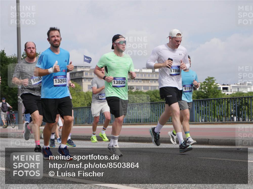 29.06.2025 - hella hamburg halbmarathon Luisa Fischer http://msf.ph/oto/8503864 29.06.2025 10:14:26 Kennedybrücke 5605, 13203, 1247, 13825, 17866, 9191, 1166, 1992, 4227, 5254, 5990, 5991, 7571, 9169, 9191, 10428 meine-sportfotos.de