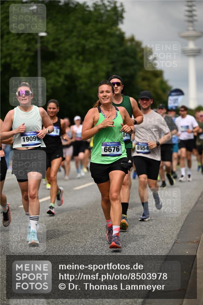 29.06.2025 - hella hamburg halbmarathon Dr. Thomas Lammeyer http://msf.ph/oto/8503978 29.06.2025 10:26:22 Kennedybrücke 1269, 1294, 1419, 1598, 1963, 2009, 2063, 2172, 2919, 3108, 3172, 3458, 3735, 3768, 3946, 4113, 4114, 4289, 4375, 4376, 4556, 4829, 5079, 6030, 6303, 6676, 6805, 6849, 6977, 7097, 7162, 7375, 7612, 7794, 8431, 8884, 8954, 9002, 9062, 9204, 9327, 9516, 9788, 9807, 10167, 10241, 10663, 10710, 10902, 10961 meine-sportfotos.de