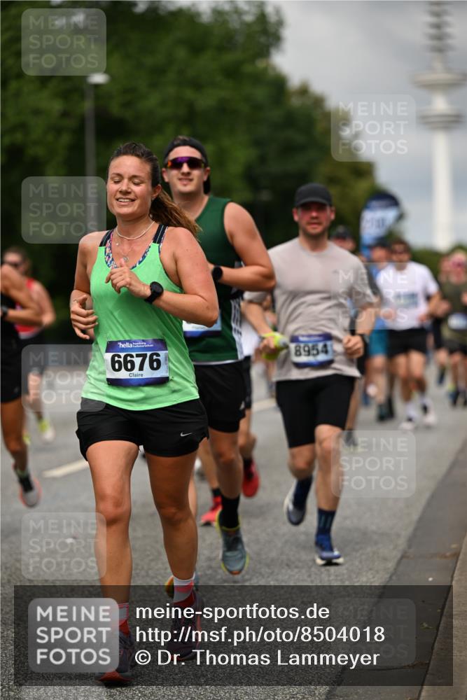 29.06.2025 - hella hamburg halbmarathon Dr. Thomas Lammeyer http://msf.ph/oto/8504018 29.06.2025 10:26:23 Kennedybrücke 1269, 1294, 1419, 1598, 1963, 2009, 2063, 2172, 2919, 3108, 3172, 3458, 3735, 3768, 3910, 3946, 4113, 4114, 4289, 4375, 4376, 4556, 4829, 5079, 6030, 6303, 6676, 6805, 6849, 6977, 7097, 7162, 7375, 7612, 7794, 8431, 8884, 8954, 9062, 9204, 9327, 9516, 9788, 9807, 10167, 10241, 10663, 10710, 10902, 10961, 11046 meine-sportfotos.de