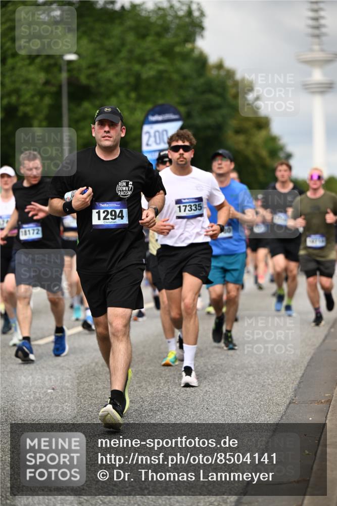 29.06.2025 - hella hamburg halbmarathon Dr. Thomas Lammeyer http://msf.ph/oto/8504141 29.06.2025 10:26:26 Kennedybrücke 1269, 1294, 1419, 1598, 1963, 2009, 2063, 2172, 2351, 2919, 3108, 3172, 3458, 3735, 3768, 3910, 3946, 4113, 4114, 4375, 4376, 4556, 4829, 5079, 6030, 6303, 6307, 6676, 6805, 6849, 6977, 7097, 7162, 7375, 7794, 8431, 8511, 8884, 8954, 9204, 9327, 9516, 9788, 9807, 10167, 10241, 10663, 10710, 10902, 10961, 11046 meine-sportfotos.de
