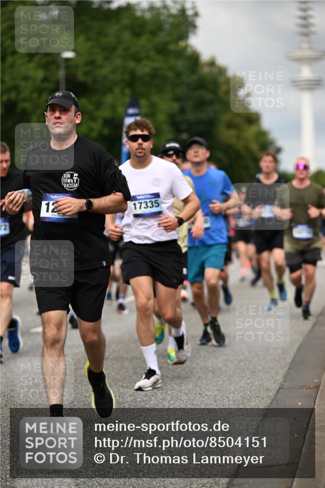 29.06.2025 - hella hamburg halbmarathon Dr. Thomas Lammeyer http://msf.ph/oto/8504151 29.06.2025 10:26:27 Kennedybrücke 1269, 1294, 1419, 1598, 1963, 2009, 2063, 2172, 2351, 2919, 3108, 3172, 3458, 3735, 3768, 3910, 3946, 4113, 4114, 4375, 4376, 4556, 4829, 5079, 6030, 6303, 6307, 6676, 6805, 6849, 6977, 7097, 7162, 7794, 8431, 8511, 8884, 8954, 9204, 9327, 9516, 9788, 9807, 10167, 10241, 10663, 10710, 10902, 10961, 11046 meine-sportfotos.de