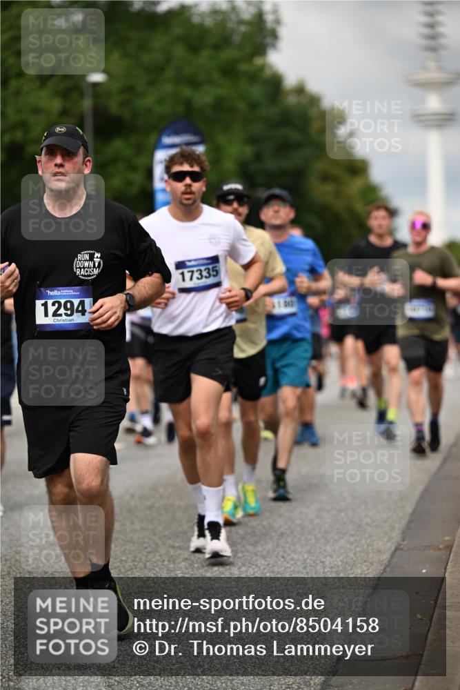 29.06.2025 - hella hamburg halbmarathon Dr. Thomas Lammeyer http://msf.ph/oto/8504158 29.06.2025 10:26:27 Kennedybrücke 1269, 1294, 1419, 1598, 1963, 2009, 2063, 2172, 2351, 2919, 3108, 3172, 3458, 3735, 3768, 3910, 3946, 4113, 4114, 4375, 4376, 4556, 4829, 5079, 6030, 6303, 6307, 6676, 6805, 6849, 6977, 7097, 7162, 7794, 8431, 8511, 8884, 8954, 9204, 9327, 9516, 9788, 9807, 10167, 10241, 10663, 10710, 10902, 10961, 11046 meine-sportfotos.de
